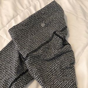 Lululemon houndstooth leggings